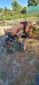 Traktor Kubota B7000 s rotovatorom - 2