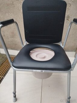 Toaletná stolička pre imobilných - 2