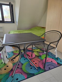 Predám záhradný nábytok. - 2