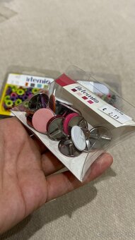 Kovové nity na scrapbooking - 2