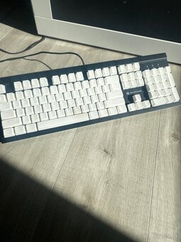 ⌨️ Herná klávesnica Rapture (Kailh Blue) - 2