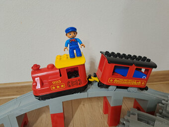 LEGO DUPLO Parný vlak - 2