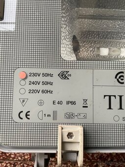 halogen výbojka - 2