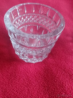 Zásobník na cigy+ popolník. - 2