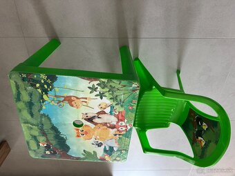 Detska stolicka, stolik, hracky, gumaky,  … - 2