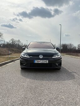 VW Golf 7 1,5 tsi R-line, automat, virtual,webasto, dynaudio - 2