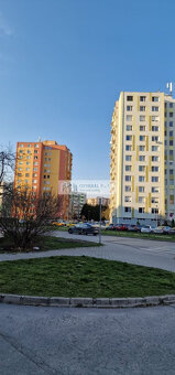 Ponúkam na predaj veľkú garsónku 25m² S.H.Vajanského Nové Zá - 2