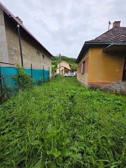 Na predaj vidiecky dom + záhrada 971 m2, Košecké Podhradie. - 2
