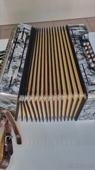 Akordeón Hohner Student II - 2