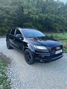 Predám Audi Q7 4.2 V8 rocnik 2012 ( 7 miestna verzia ) - 2