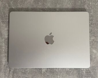 MacBook Air M3 2024 - 2