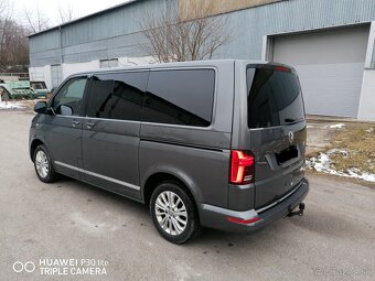 Predám Multivan 2.0 BiTDI 204k (150 kW) Highline 4Motion DSG - 2