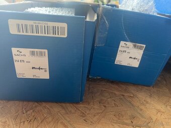 Bmw x3 x4  F25-F26 PDC adaptívne tlmiče.  PL ZL ZP - 2