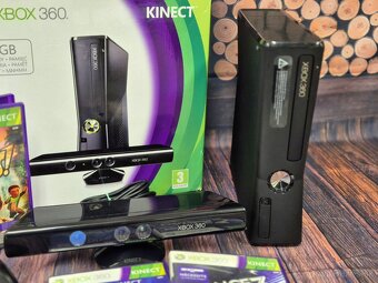 Xbox 360 Slim, pohybový snímač Kinect, 1 ovládač a 3 hry - 2