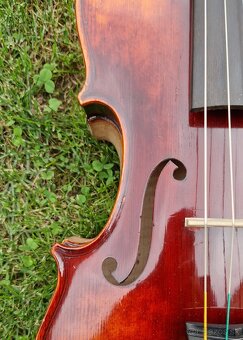 60-ročné husle 4/4 - 2