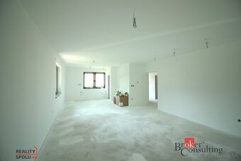 Na predaj rodinný dom v štádiu holodomu, Nitra- Kynek - 2