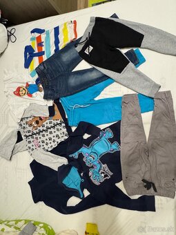 Balík 110 rifle nohavice tepláky mikiny… - 2