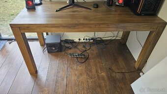 Stôl z dubového dreva - 2