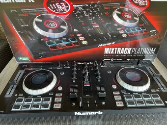 Numark Mixtrack Platinum - 2