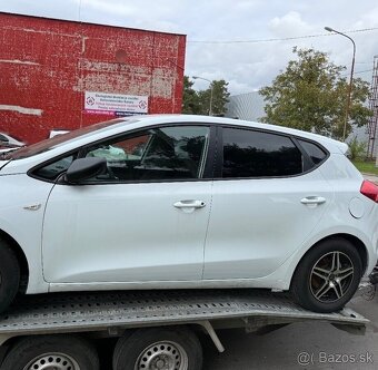 Rozpredam Kia Ceed II 1.4 CRDi 2016 - 2