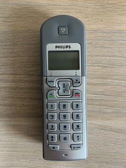 Philips CD 130 - bezdrôtový, pevná linka - 2
