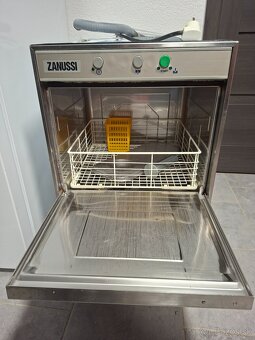 Profi umývačka pohárov - 2