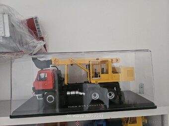 Kultovni nákladáky minulé éry 1:43 - 2
