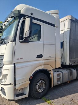 Mercedes 15.45 - 2
