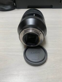 Sony FE 24-240mm f/3.5-6.3 OSS - 2