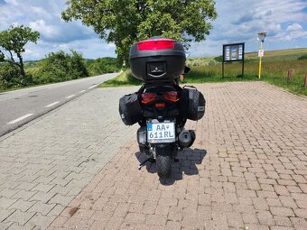 Yamaha skuter 125 Tech Max 2025 2700km - 2