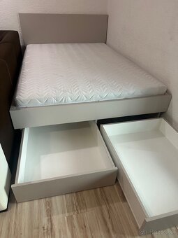 Stolárska postel 140x200 + matrac - 2