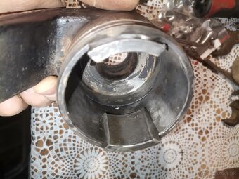 PÁKA RIADENIA S NARÁŽKOU - 2