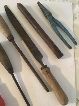 NOžNICE,PILNíK,šROBOVáK - 2