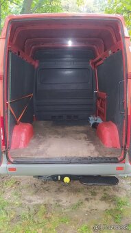 MERCEDES SPRINTER w903 DELIACA PRIEČKA, STENA medzi kabinou - 2