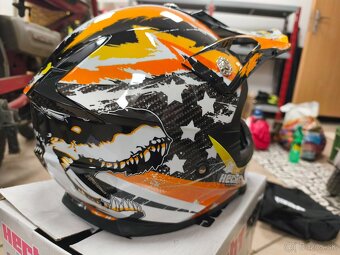 HECHT M oranžová - 2