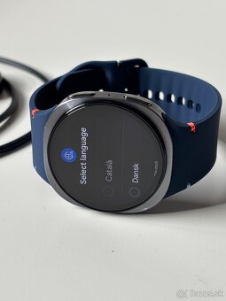 Samsung Galaxy Watch 8 40mm, Blue & Silver - 2
