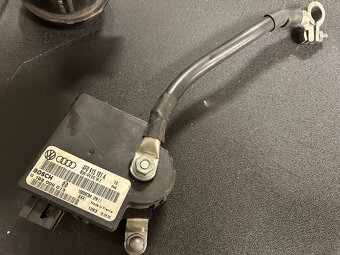 Riadiaca jednotka Battery management Audi A6 4f - 2