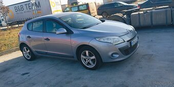 Renault Megane 1.6 16v benzín - 2