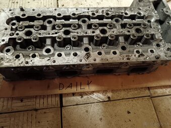 Predám hlavu valcov iveco daily 3l - 2