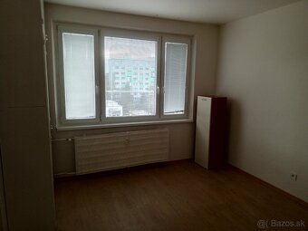 Prenajmem 1 izbový byt - 2