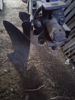 Dvojpluh za malotraktor - 2