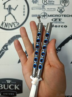 Benchmade motýlik klon - 2