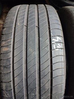 215/55 R18  Michelin - 2