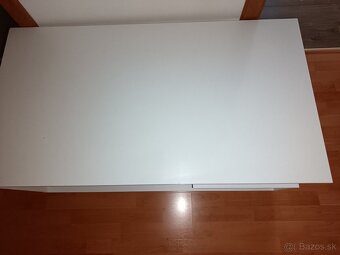 Konferenčný stolík. - 2