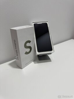Samsung Galaxy S21 FE 5G - 2