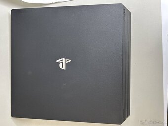 PlayStation 4 Pro 1TB - 2