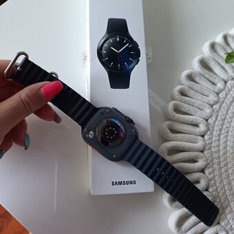 Hodinky Galaxy Watch4 Classic Samsung - 2