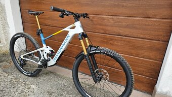 Mondraker Neat RR 2024 L 300km - 2
