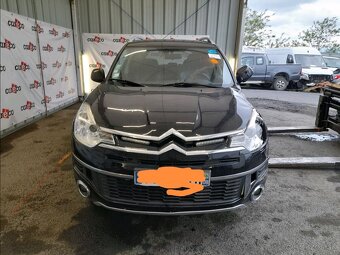 Predám náhradné diely na citroen crosser 2,2 hdi 115 kW - 2