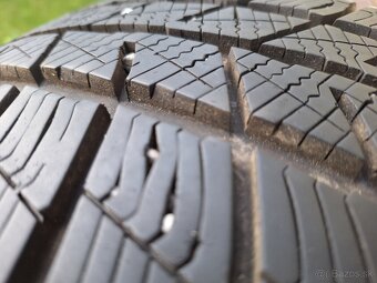 Predám zimné pneumatiky Barum 215/45 r18 XL - 2
